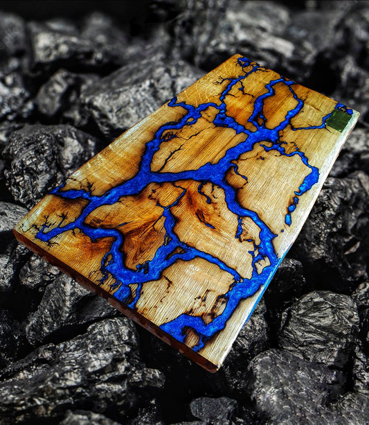 Kohlebrett mit Epoxy Servierbrett